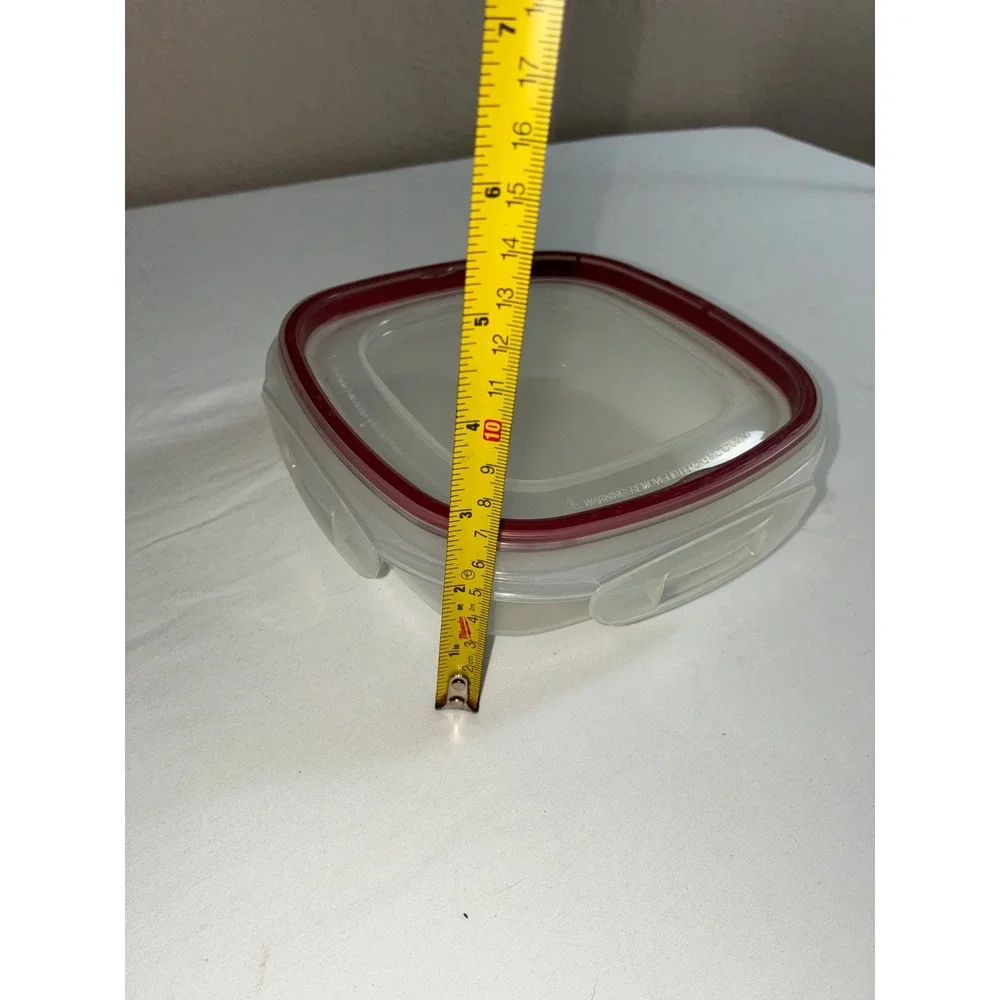 Rubbermaid Easy Find Lids 3 Cup 710mL Containers Red Lids Lot of 3